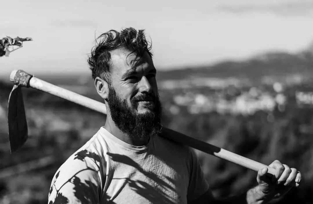 Adrien ancien BTSA Viticulture Oenologie directeur d'exploitation viti vinicole